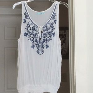 Sleeveless embellished top